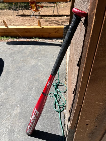 Easton S50 Bat (-6)  28 oz 34" (Used)