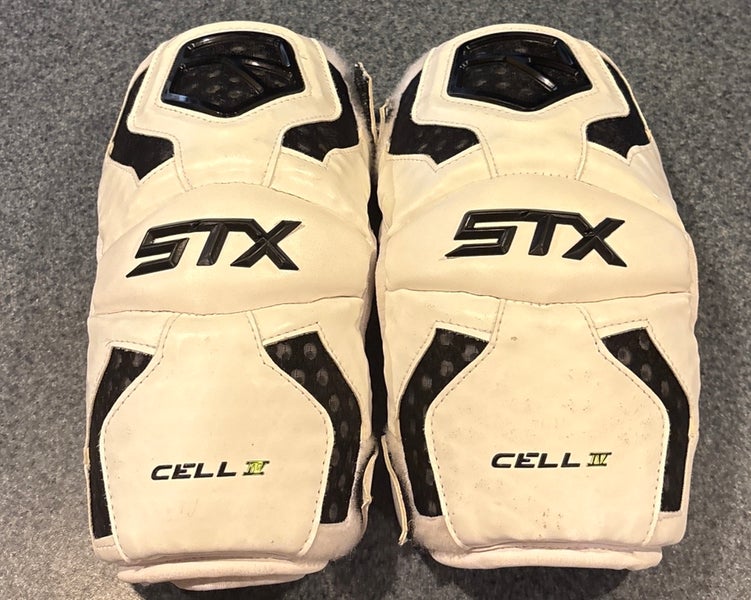 STX Cell IV Arm Pads: Medium