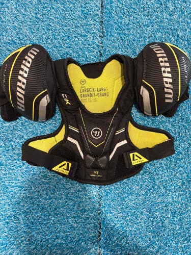 Large/Extra Large Youth Warrior Alpha DX Shoulder Pads (Used)