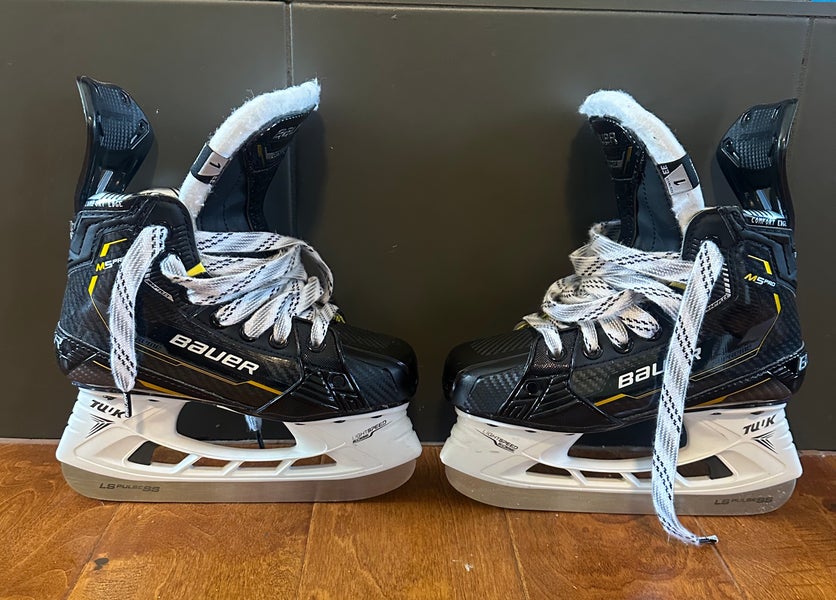 Bauer Supreme M5 Pro Hockey Skates Wide Width Junior Size 1 (Used)