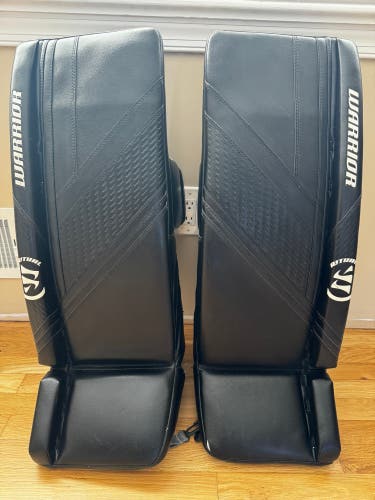 31" Warrior Ritual G6 E+ Goalie Leg Pads (Used)