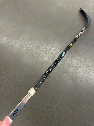 True catalyst 9x3 Hockey Stick | Junior RH T92.5 | 51' (Used)