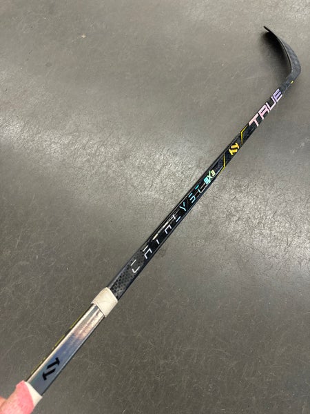 True catalyst 9x3 Hockey Stick | Junior RH T92.5 | 51' (Used)