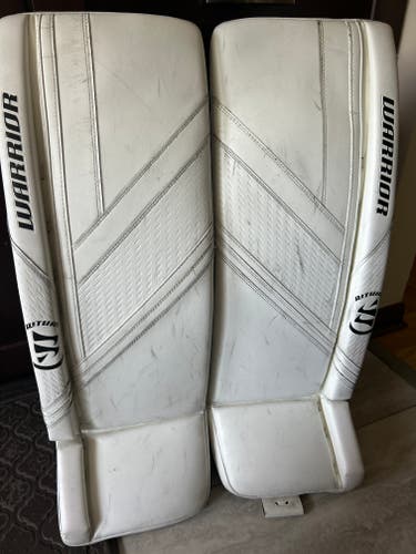 32" Warrior Ritual G6 E+ Goalie Leg Pads (Used)
