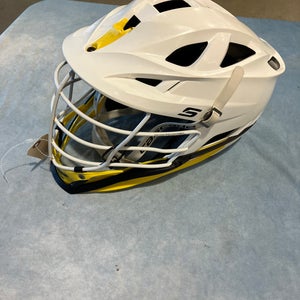 White Adult Cascade S Helmet (Used)