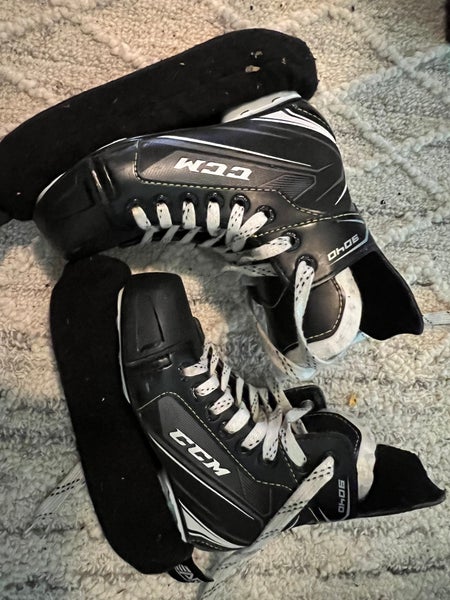 CCM Tack skates