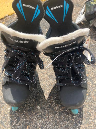 Junior Marsblade O1 Inline Skates Regular Width Size 4.5 (Used)