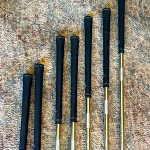 Men's Nike Ignite 2 Right Handed Iron Set  Steel Shaft (Used)