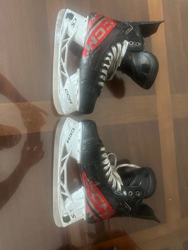 CCM JetSpeed FT6 Pro Hockey Skates Regular Width 10 (Used)
