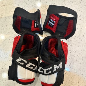 Junior Medium CCM FT4 Pro Elbow Pads (Used)