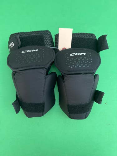 CCM F5 Knee Pads