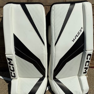 White 24" Youth CCM YTFLEX 3 Goalie Leg Pads (Used)