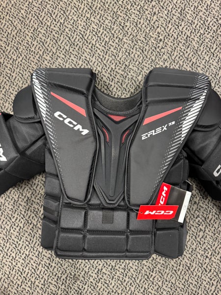 CCM EFLEX 7.9 Intermediate Large Goal Chest Protector