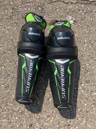 Senior Bauer Supreme One.6 Shin Pads 14" (Used)