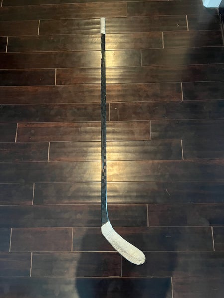 Intermediate Bauer Proto-R Left Hand Hockey Stick P28 (Used)