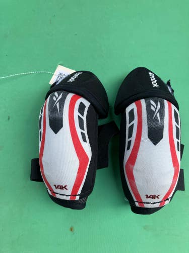 Junior Medium Reebok 14K Elbow Pads (Used)