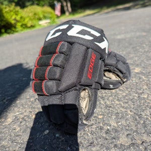 CCM Edge Gloves 10" (Used)