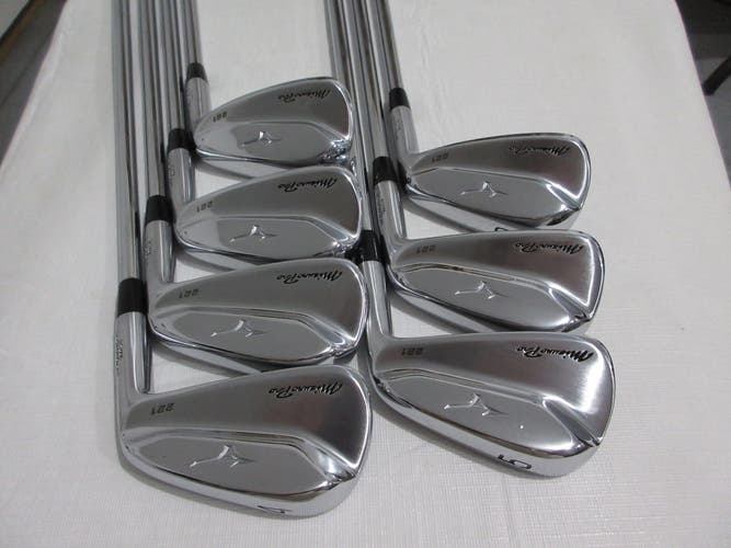 Mizuno Pro 221 Iron Set - 4-PW - Project X 6.0 Stiff Flex Steel - NEAR MINT