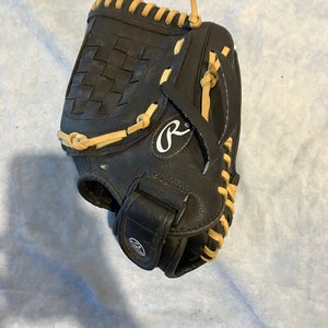 Black Rawlings Players Series RH Softball Glove 11.5" (Used)