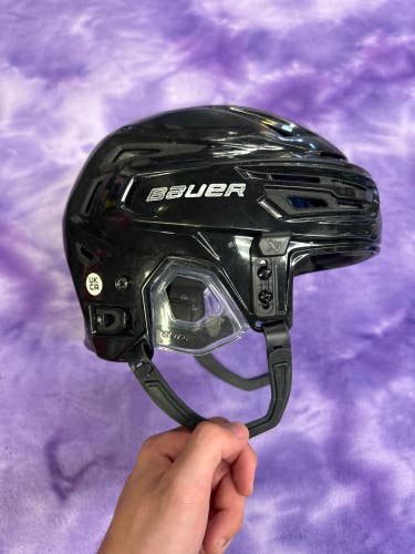 Black Medium Bauer Re-Akt 150 Helmet (Used)