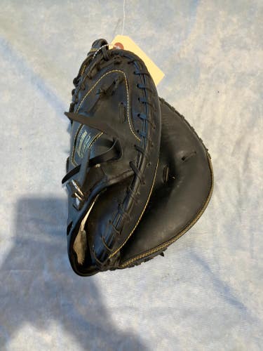 Black Franklin Fieldmaster RH Catcher's Baseball Glove 31.5" (Used)