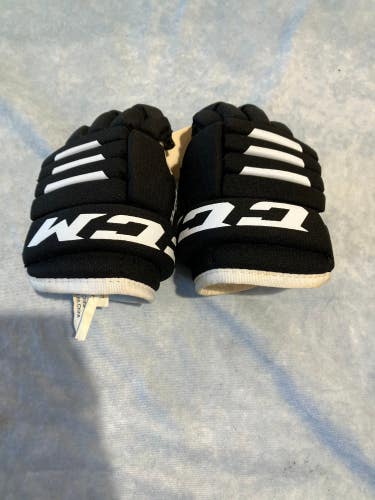 Black Youth CCM 4R II Gloves 8" (Used)