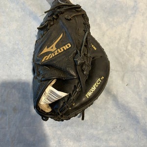 Black Mizuno Power Close RH Catcher's Baseball Glove 31.5" (Used)