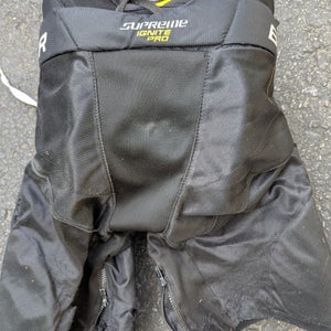 Junior Medium Bauer Supreme Ignite Pro Hockey Pants (Used)