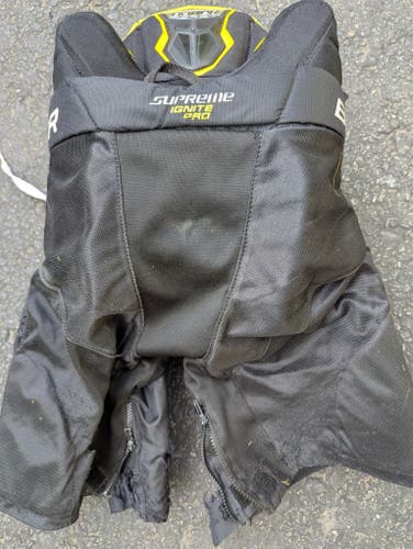 Junior Medium Bauer Supreme Ignite Pro Hockey Pants (Used)