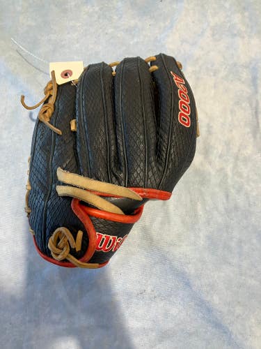 Brown Wilson A2000 PF88 RH Infield Baseball Glove 11.25" (Used)
