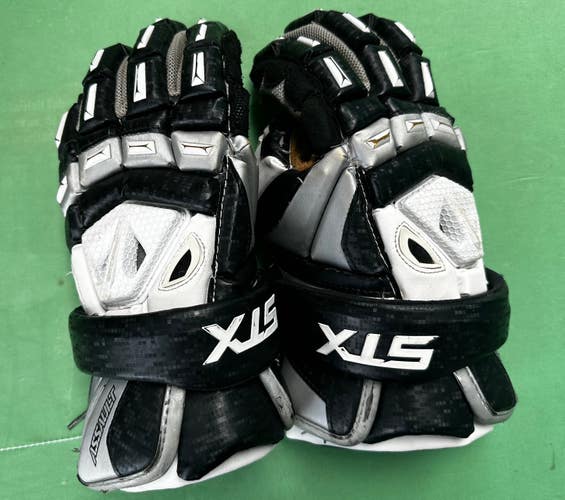STX Assault Lacrosse Gloves Medium (Used)