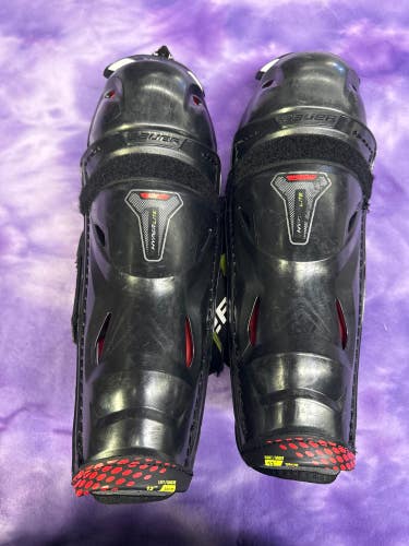 Junior Bauer Vapor Hyperlite Shin Pads 12" (Used)