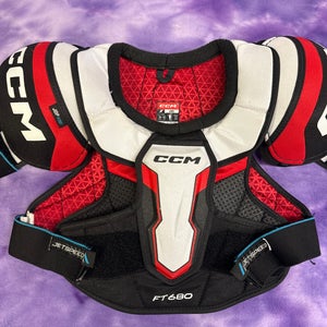 Large Junior CCM Jetspeed FT680 Shoulder Pads (Used)