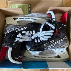 2024 Bauer Vapor X3.7 Size 6.0 EE Hockey Skates (BRAND New)