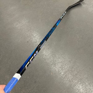 Intermediate CCM Jetspeed FT7 Pro Hockey Stick Right Handed P28 (Used)