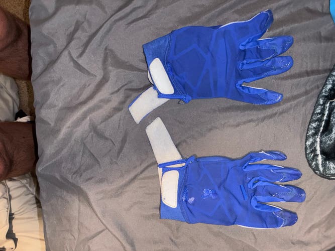 Blue Medium Adult Cutters Rev Pro 4.0 Gloves (Used)