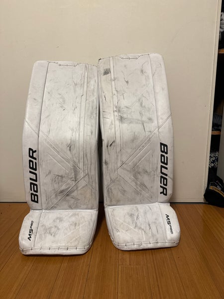 33"  Bauer Supreme M5 Pro Goalie Leg Pads  (Used)