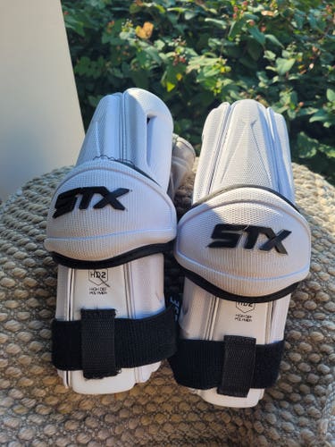 Small / Medium Adult STX Stallion 900 Arm Pads (Used)