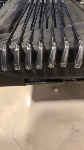 4th Generation P790 Irons (Black) - 4-P NEW