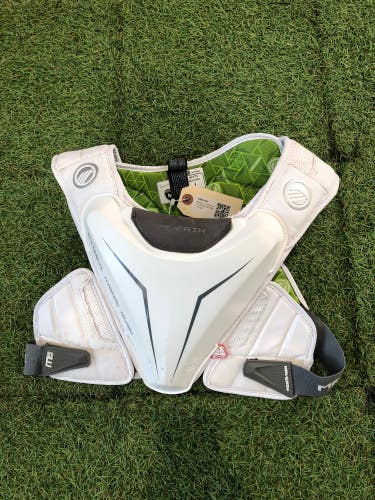 Medium Adult Maverik M5 Shoulder Pads (Used)