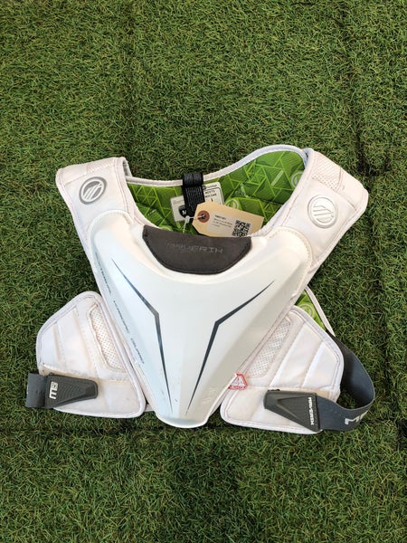 Medium Adult Maverik M5 Shoulder Pads (Used)