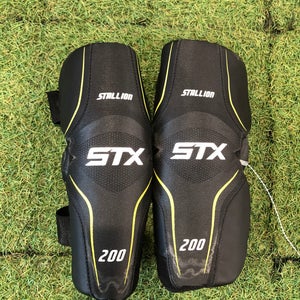 Medium Youth STX Stallion 200 Arm Pads (Used)