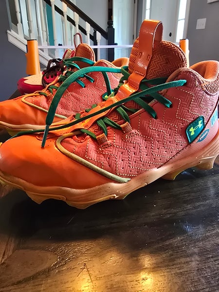 Orange Kid's 6Y (Big Kids / Youth) Youth Under Armour High Top Molded Cleats (Used)