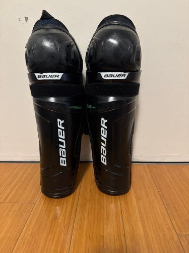 Junior Bauer 12" Shin Pads (Used)