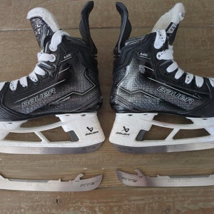 2024 Bauer Supreme M50 Pro Hockey Skates Regular Width Size 1.5 (Used)