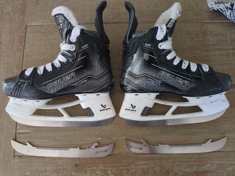 2024 Bauer Supreme M50 Pro Hockey Skates Regular Width Size 1.5 (Used)