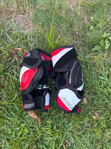 Large Junior CCM Ft4 Elbow Pads (Used)