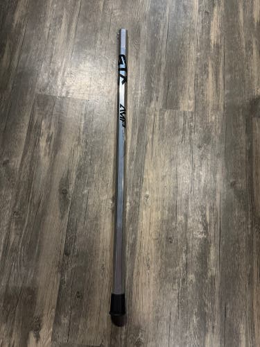 Stx AMP lacrosse Shaft