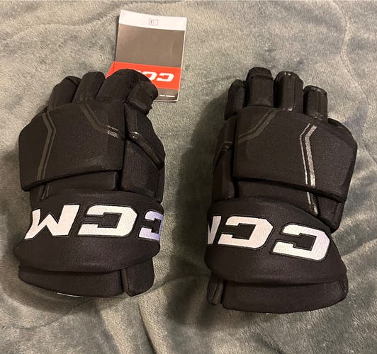 New CCM HGQLPP Gloves 14" Black