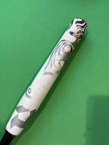 White 2023 DeMarini Whisper Composite Bat (-10) Composite 22 oz 32"